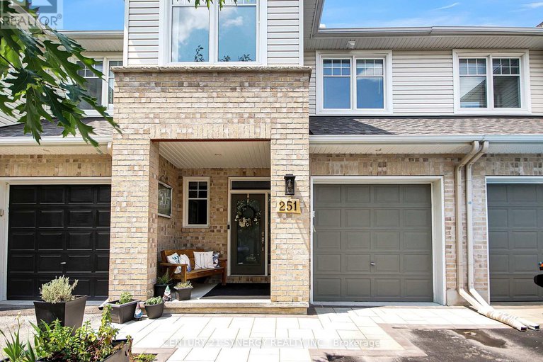 28555720/251-mojave-crescent/stittsville-north/ottawa/ontario/K2S0H6_1