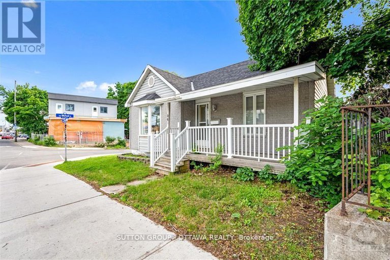 28870961/846-st-laurent-boulevard/overbrookcastle-heights/ottawa/ontario/K1K3A9_2