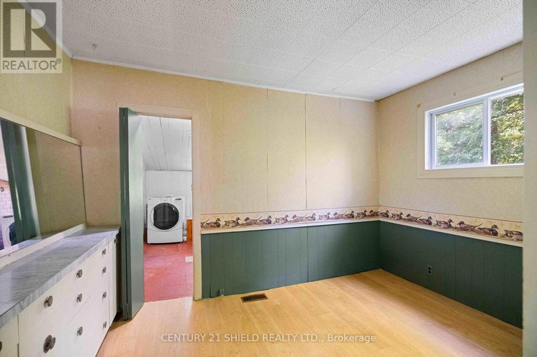 28884683/6261-911-6259-67th-avenue/lancaster/south-glengarry/ontario/K0C1N0_36