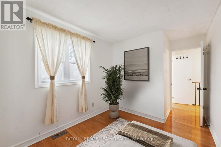 28512165/6351-st-louis-drive/hiawatha-parkconvent-glen/ottawa/ontario/K1C2X9_31