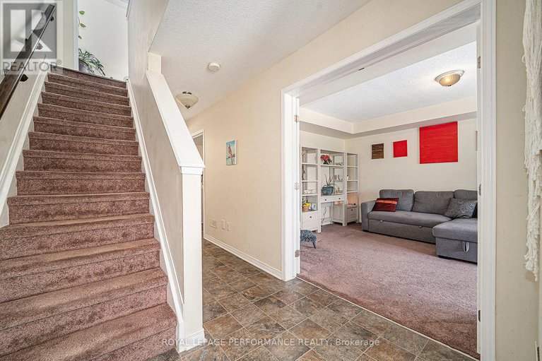 28760664/g-3721-riverbreeze-street/half-moon-bay/ottawa/ontario/K2J0T1_24