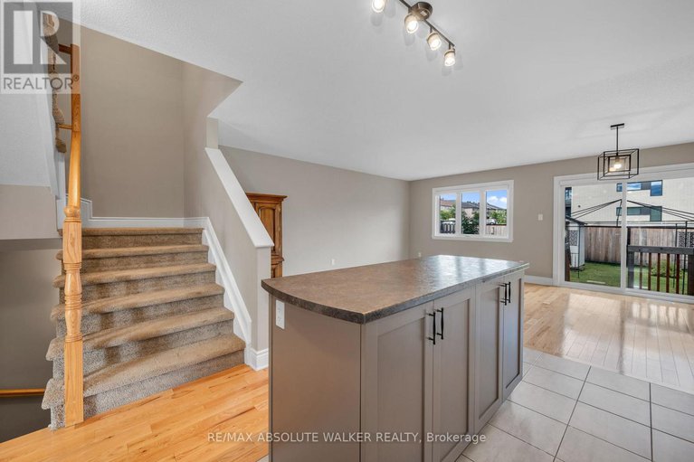28653088/2432-marble-crescent/town-of-rockland/clarence-rockland/ontario/K4K1P6_11