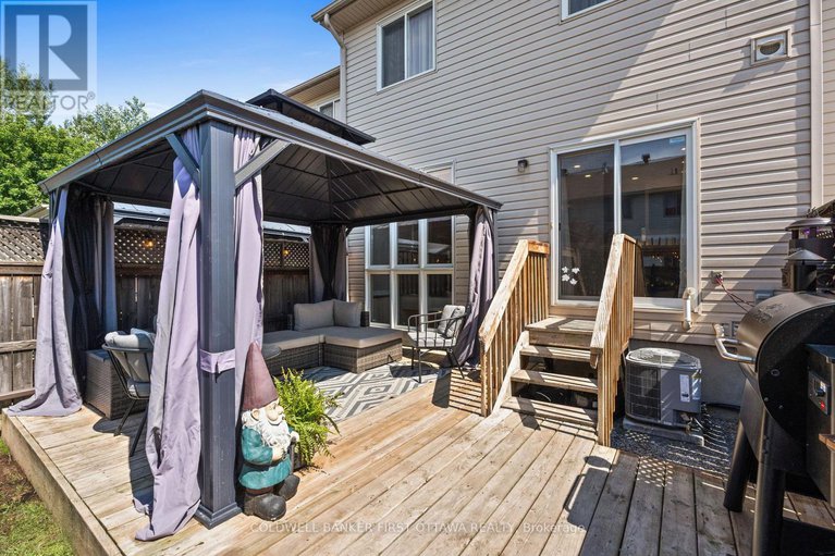 28656306/280-applecross-crescent/morgans-grantsouth-march/ottawa/ontario/K2K0C4_39