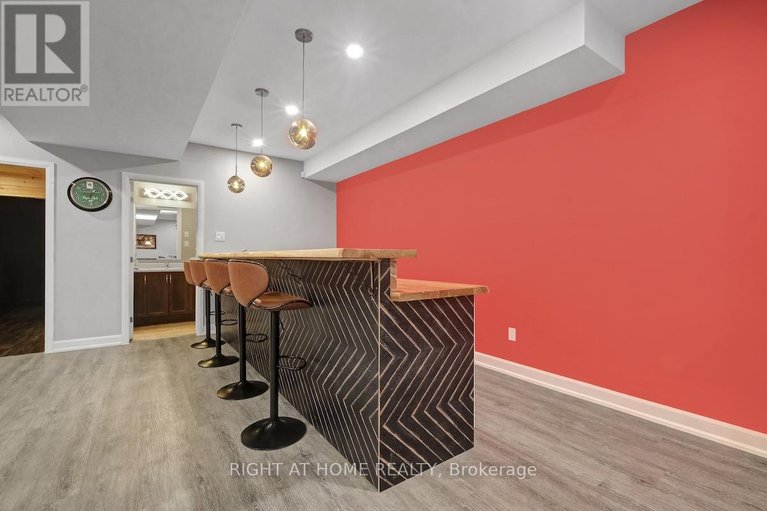 29613139/211-denali-way/stittsville-north/ottawa/ontario/K2S0N1_35