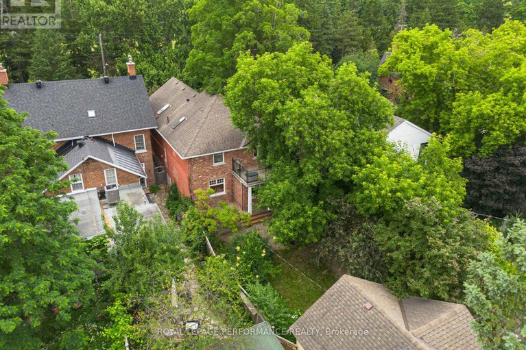 28582293/81-mackay-street/new-edinburgh/ottawa/ontario/K1M2E4_40