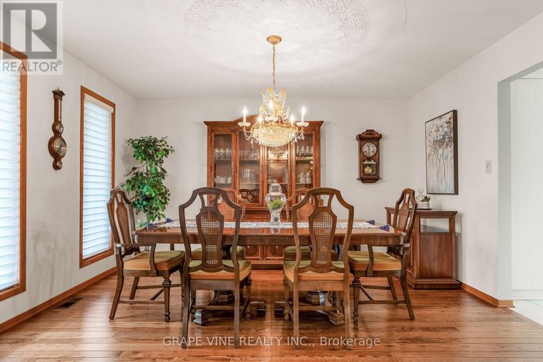 28311461/4525-mcneely-road/sarsfieldbearbrook/ottawa/ontario/K4B1J1_11