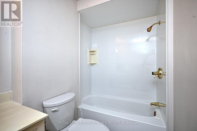 28889215/607-1356-meadowlands-drive-e/borden-farmstewart-farmcarleton-heightsparkwood-hills/ottawa/ontario/K2E6K6_27