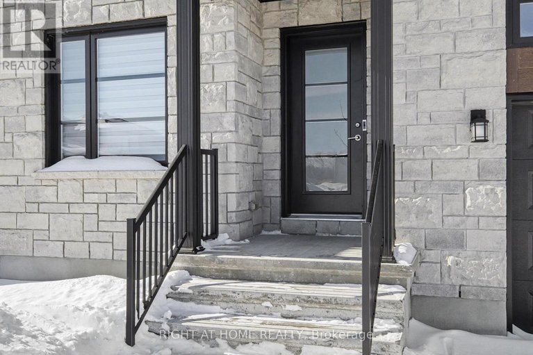 29439630/429-aurora-street/russell-twp/russell/ontario/K4R0L3_4