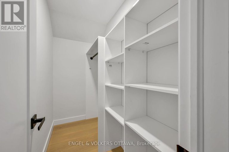 28979624/22-harvard-avenue/old-ottawa-south/ottawa/ontario/K1S4Z3_25