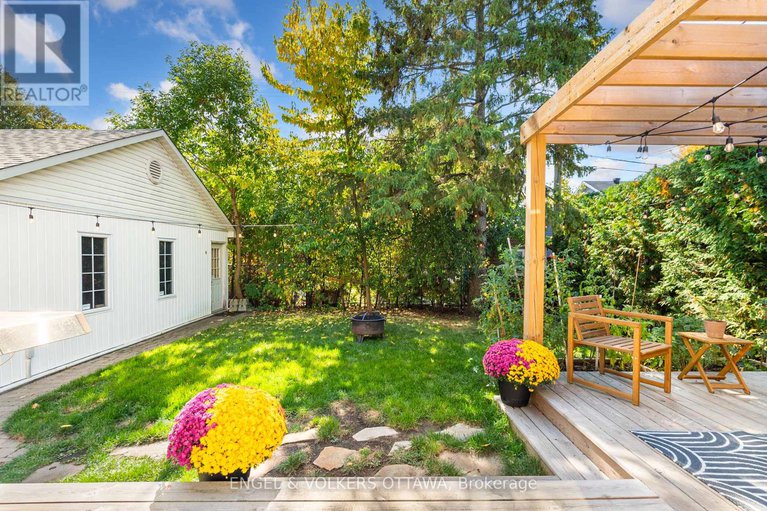 29427453/1270-cheverton-avenue/alta-vista/ottawa/ontario/K1H7P6_44