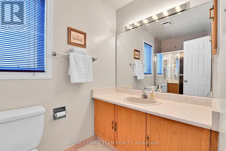 29052071/310-mceachern-crescent/bilberry-creekqueenswood-heights/ottawa/ontario/K1E3K2_27