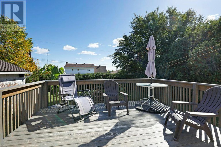 28976426/12-maple-avenue/iroquois/south-dundas/ontario/K0E1K0_25