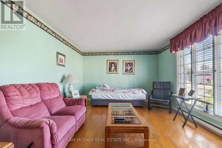 29621220/2705-laurier-street/town-of-rockland/clarence-rockland/ontario/K4K1A3_16