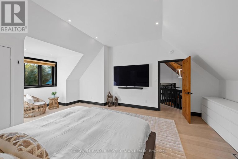 28975312/9-lucas-lane/remainder-of-stittsville-area/ottawa/ontario/K2S1S5_30