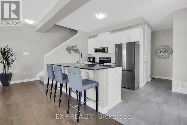 28403302/814-bascule-place/btwn-franktown-rd-fallowfield-rd/ottawa/ontario/K0A2Z0_5