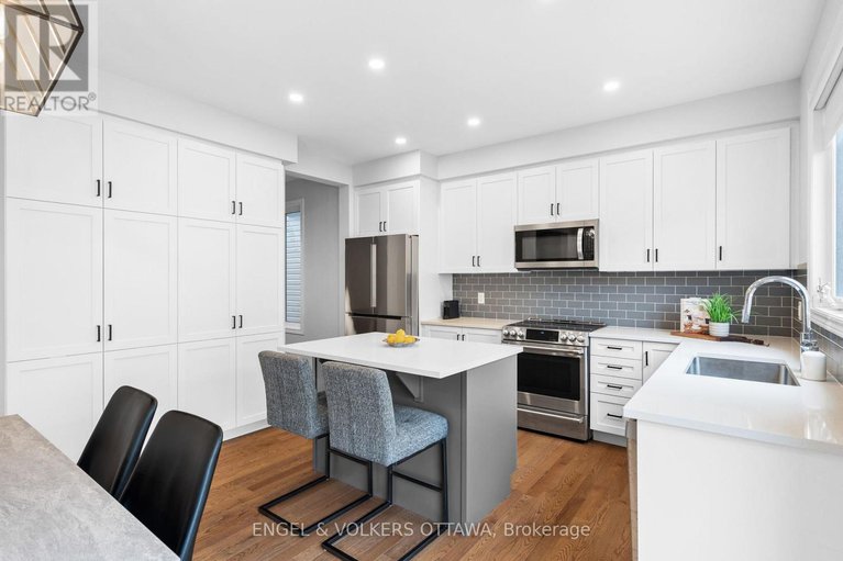 28403100/329-finial-way/half-moon-bay/ottawa/ontario/K2J6V9_18