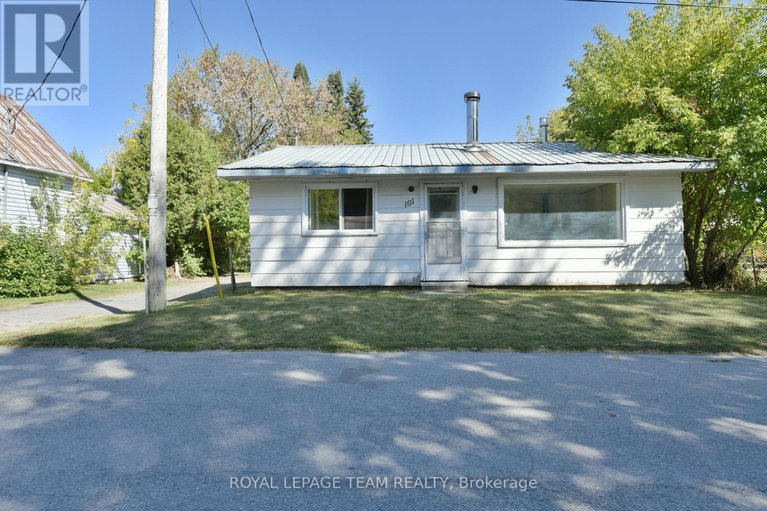 28871191/161-rivington-street/carp/ottawa/ontario/K0A1L0_27
