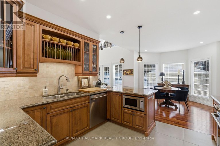 29441652/24-radstock-lane/champlain-twp/champlain/ontario/K6A2R2_16