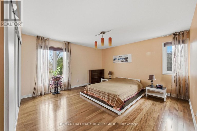 29639212/23-riverbrook-road/arlington-woods/ottawa/ontario/K2H7W7_23