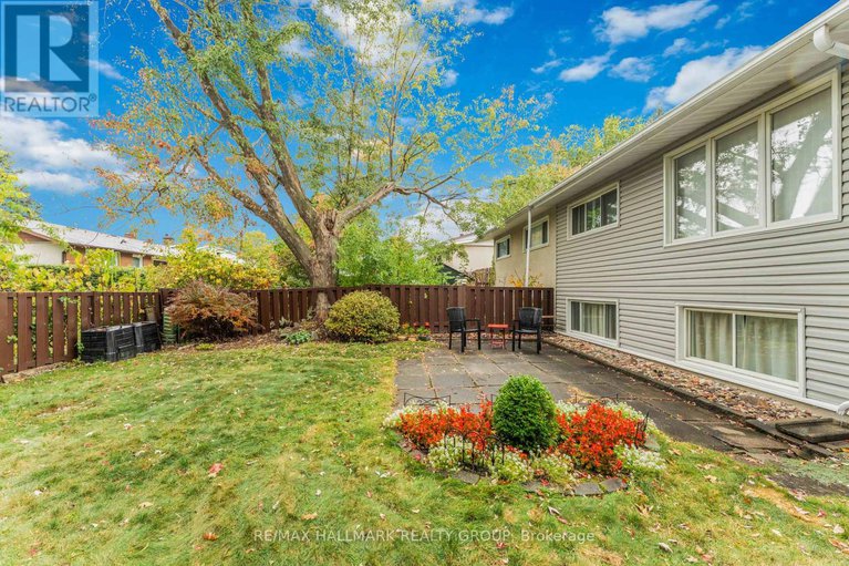 29120636/1884-elmridge-drive/beacon-hill-south/ottawa/ontario/K1J6R7_6