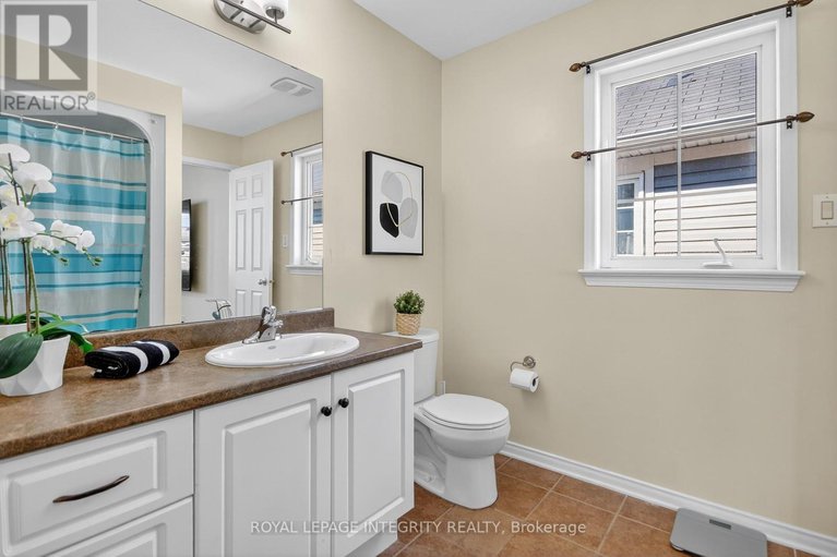 28953094/347-tucana-way/stonebridge/ottawa/ontario/K2J0Z8_33