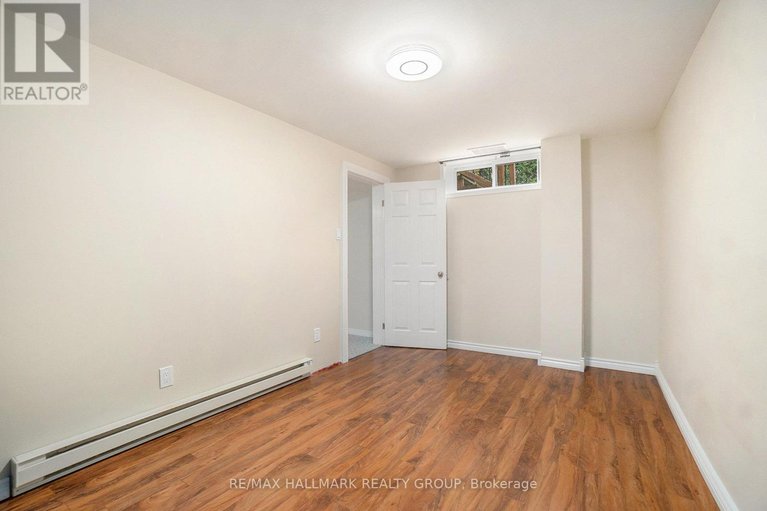 28792795/1611-belcourt-boulevard/orleanssunridge/ottawa/ontario/K1C1M3_23