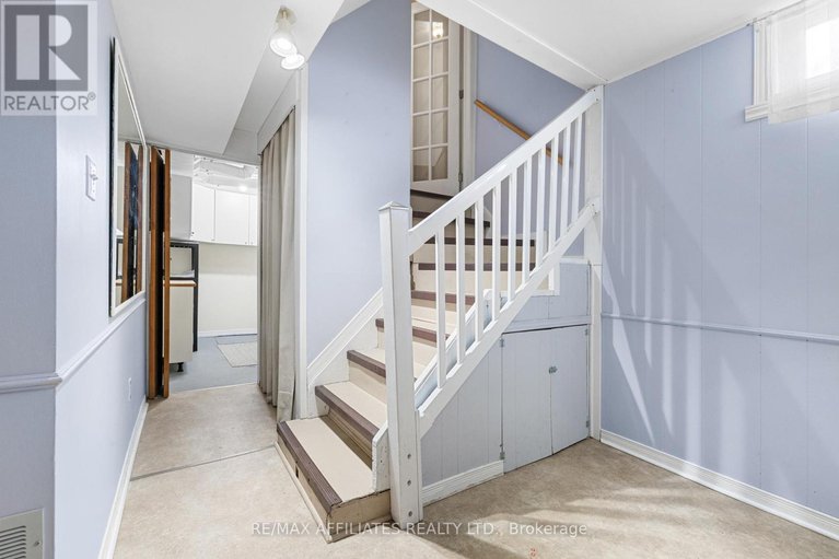 29159619/2-shadow-court/leslie-park/ottawa/ontario/K2H9E4_29