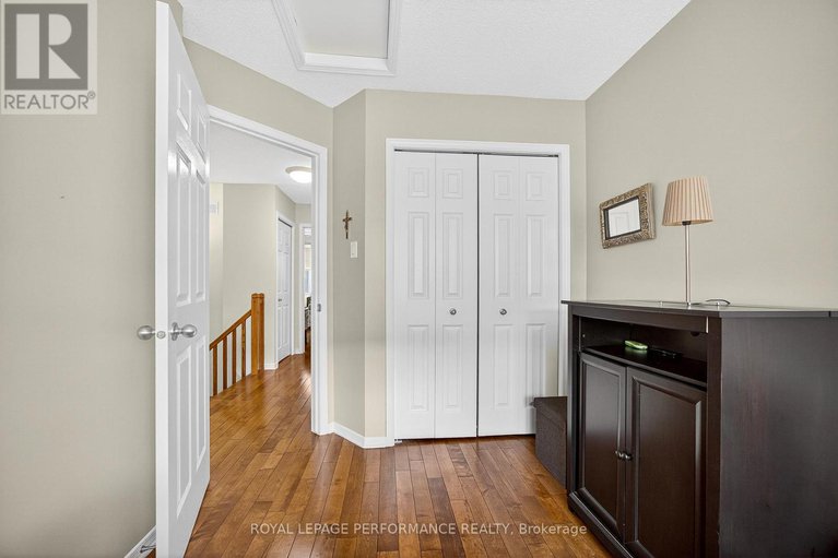 29102849/9-panorama-private/ottawa-west/ottawa/ontario/K1Y4X1_36