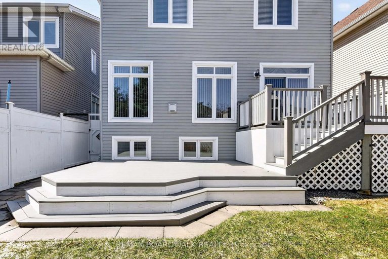 29627313/241-denali-way/stittsville-north/ottawa/ontario/K2S0N1_44