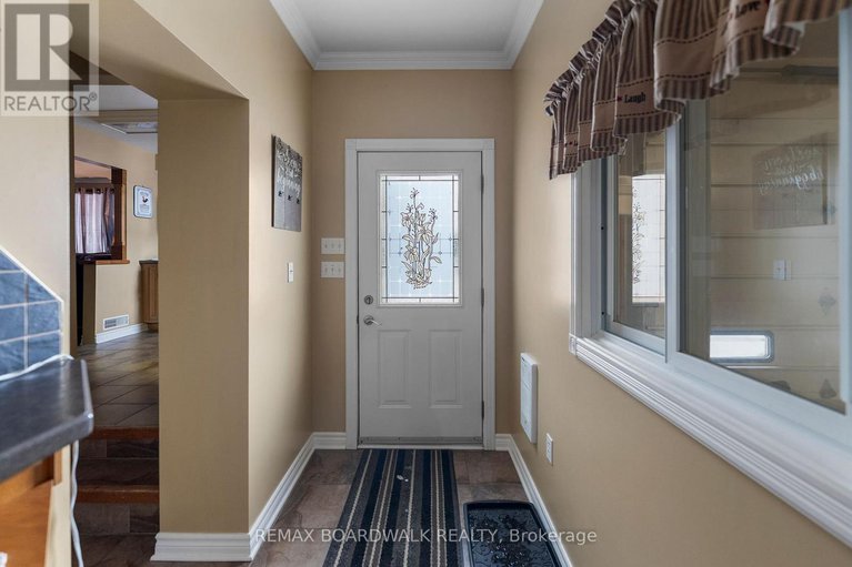 29353089/39-condie-street/smiths-falls/smiths-falls/ontario/K7A2T3_7