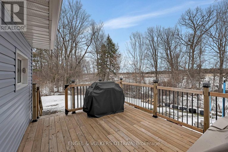 29458727/4868-ferry-road/fitzroy/ottawa/ontario/K0A1X0_34