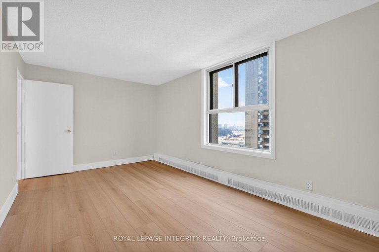 29313882/1708-1785-frobisher-lane/riverview-park/ottawa/ontario/K1G3T7_28