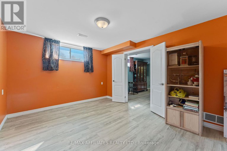 28980028/2296-eady-road/horton-twp/horton/ontario/K7V3Z8_25
