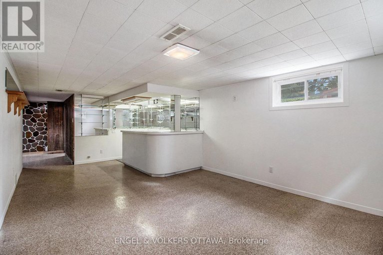 28910018/2061-vincent-street/elmvale-acres/ottawa/ontario/K1G2M8_21