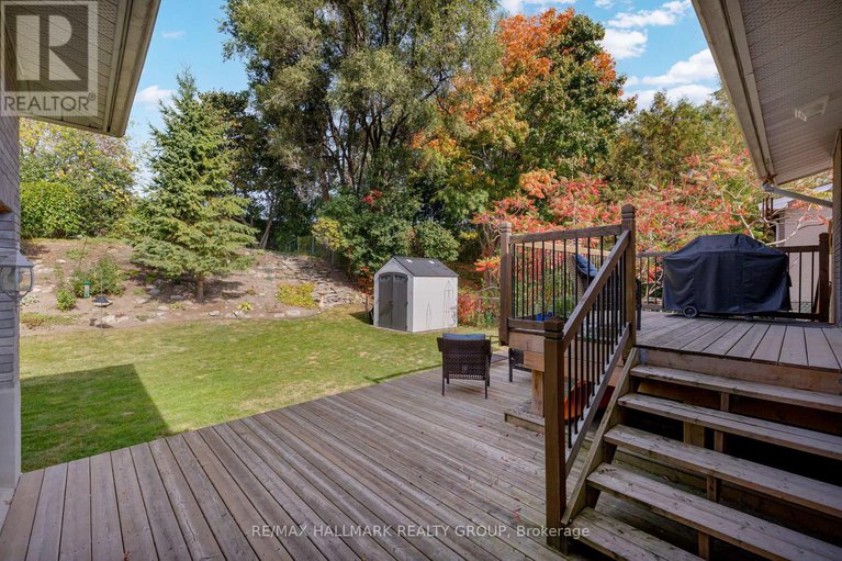 28989053/118-queensline-drive/bruce-farmgraham-parkqualicumbellands/ottawa/ontario/K2H7J5_48