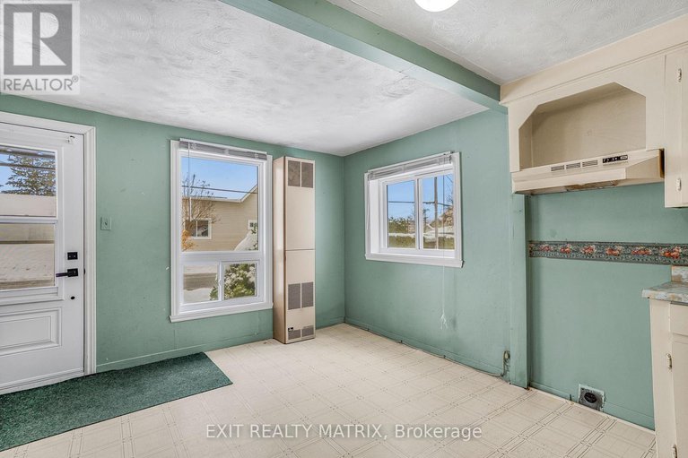 29100289/29-peter-street/lorignal/champlain/ontario/K0B1K0_15