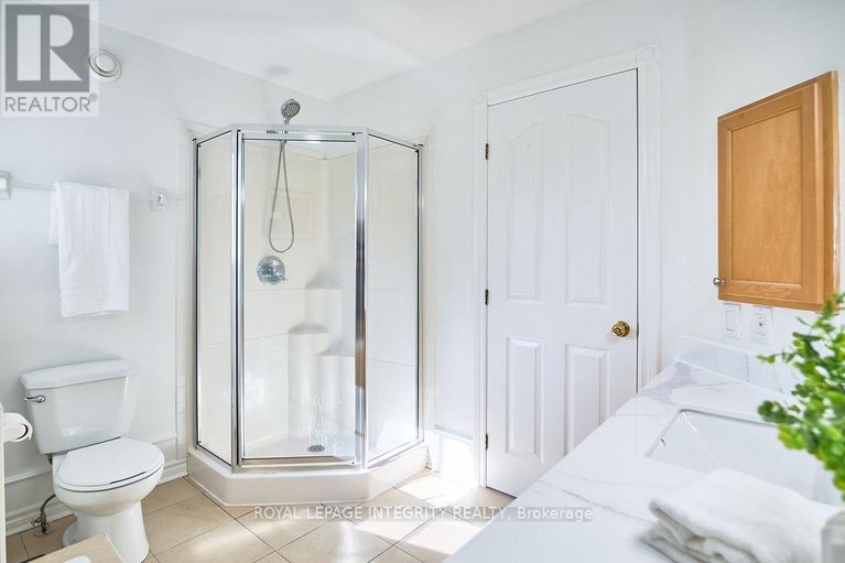 28769407/7-dunn-street/beaverbrook/ottawa/ontario/K2K3J8_37
