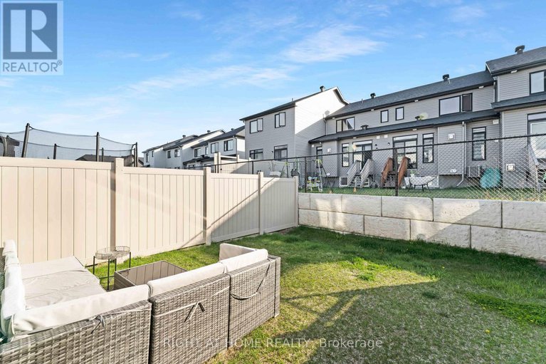 28665014/623-rathburn-lane/leitrim/ottawa/ontario/K1T0V7_30