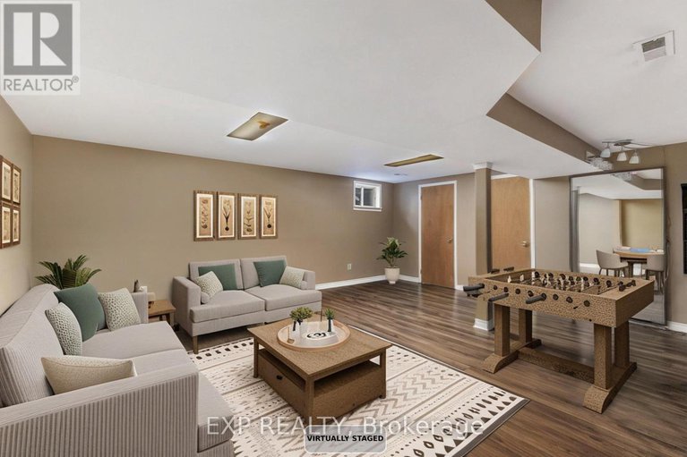 29055198/10-pommel-crescent/bridlewood/ottawa/ontario/K2M1A2_20