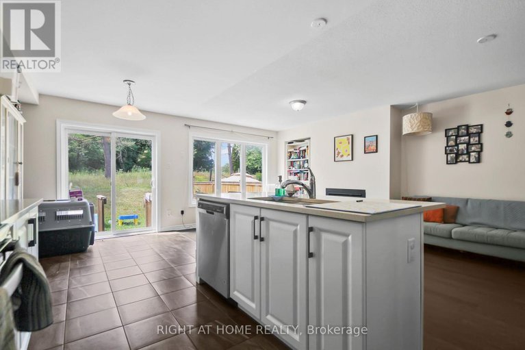 28670331/209-hartsmere-drive/stittsville-south/ottawa/ontario/K2S0X8_15