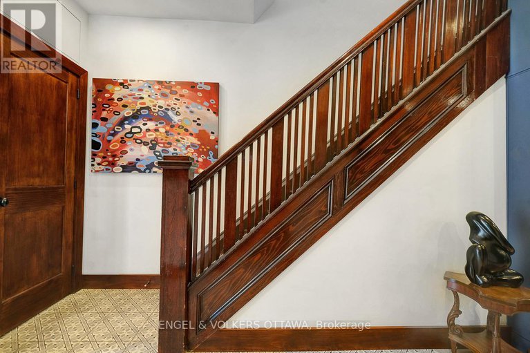 28906637/19-foster-street/hintonburg/ottawa/ontario/K1Y3J3_9
