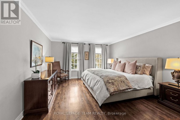 29403241/5557-pettapiece-crescent/manotick-village-manotick-estates/ottawa/ontario/K4M1C5_28