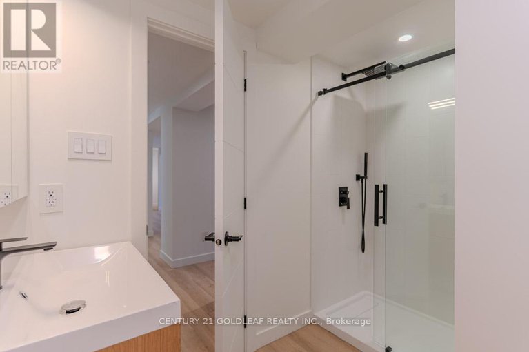 29088434/29-crownhill-street/beacon-hill-south/ottawa/ontario/K1J7K3_40