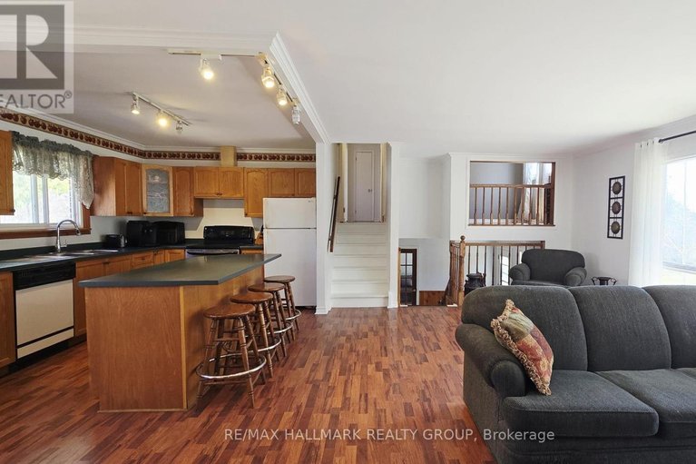 29673658/4318-stonecrest-road/woodlawnmaclarens-landingkilmaurs/ottawa/ontario/K0A3M0_10