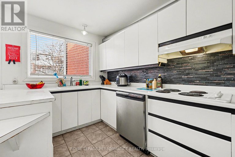 29356021/157-russell-avenue/sandy-hill/ottawa/ontario/K1N7X3_11