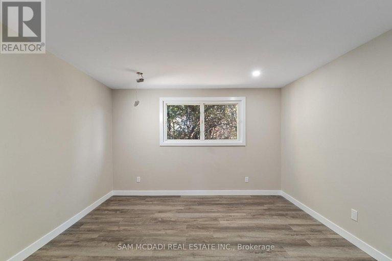 28972979/2709-laurier-street/town-of-rockland/clarence-rockland/ontario/K4K1A3_15