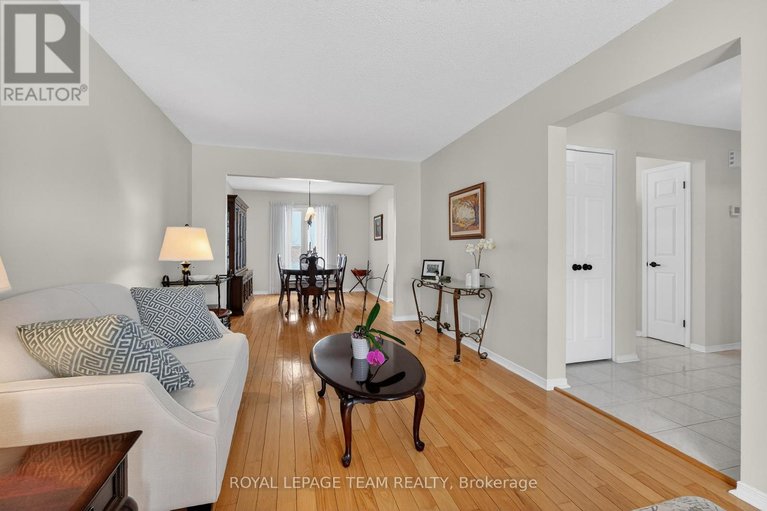 29501810/318-liard-street/stittsville-south/ottawa/ontario/K2S1J8_9