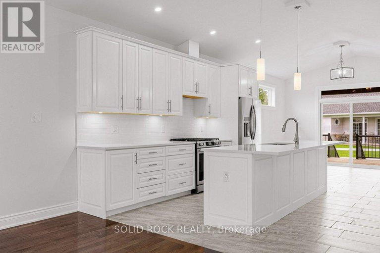 28351753/30-lakeview-drive/iroquois/south-dundas/ontario/K0E1K0_11