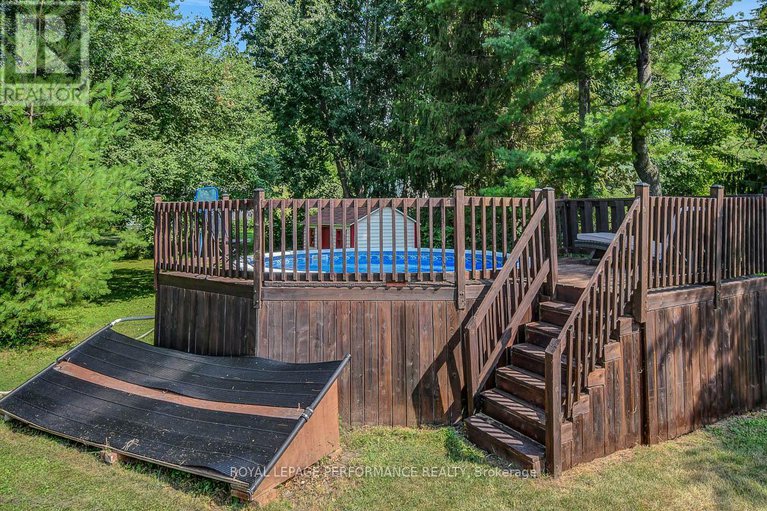 28805867/124-des-pins-street/village-of-russell/russell/ontario/K4R1C5_41