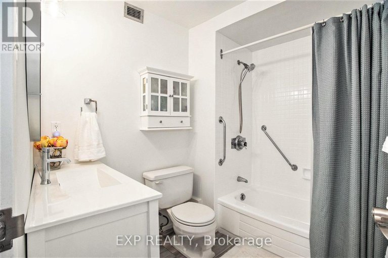 29343758/706-915-elmsmere-road/beacon-hill-south/ottawa/ontario/K1J8H8_24